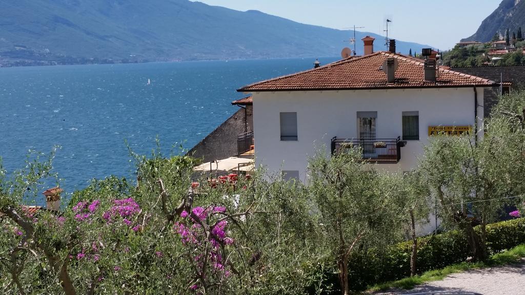 Hotel Augusta Garni Limone sul Garda Exterior photo