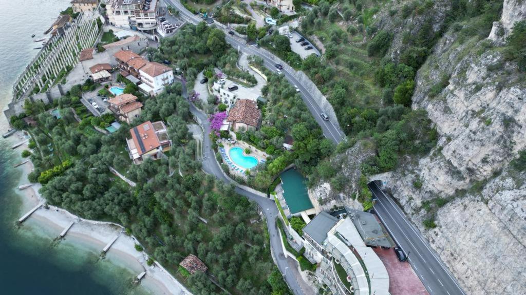 Hotel Augusta Garni Limone sul Garda Exterior photo